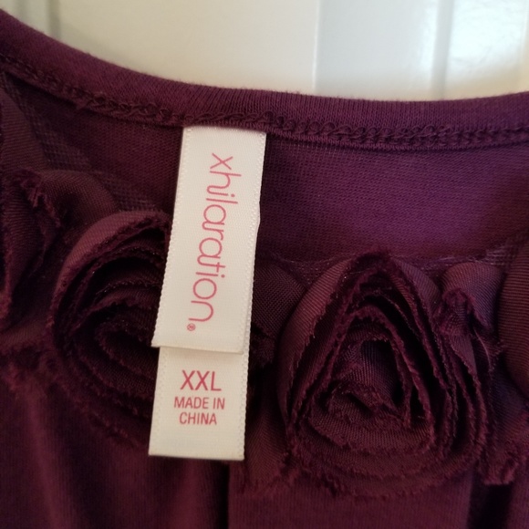 Top - Picture 2 of 2